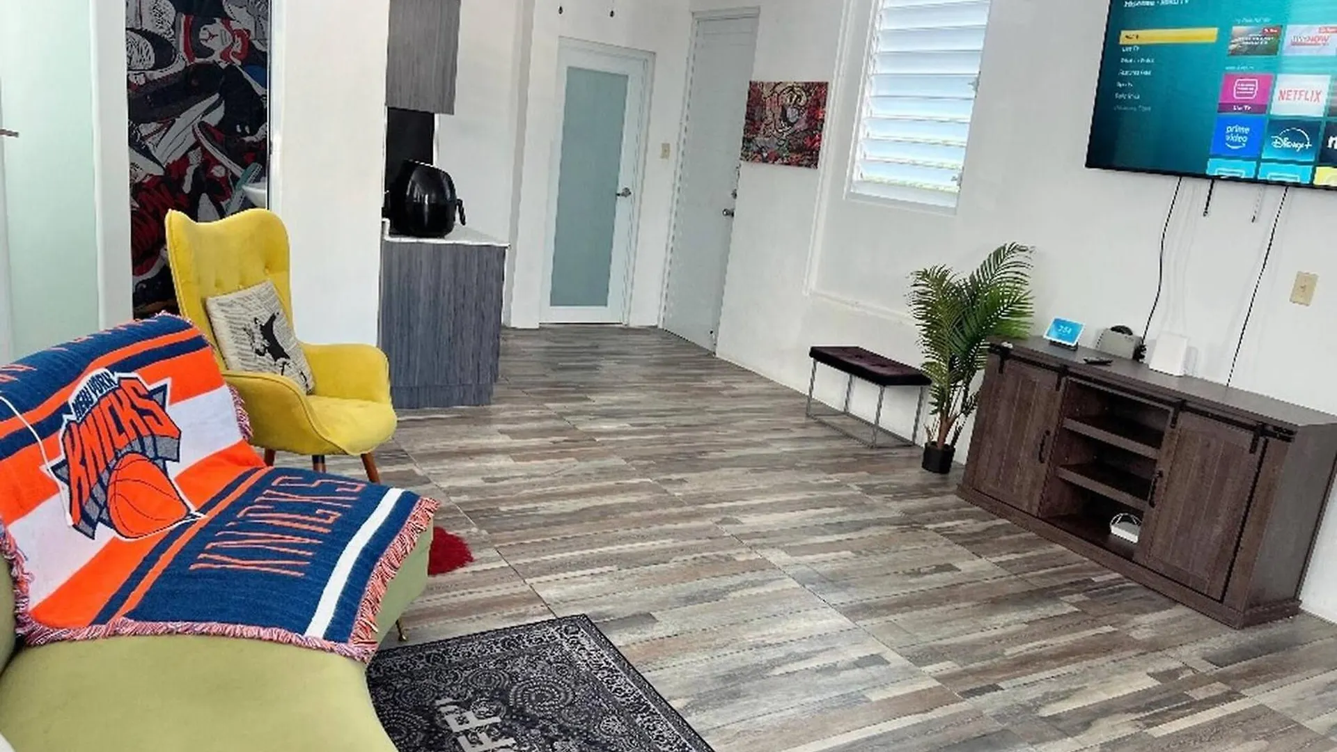 Art Deco Studio W Private Balcony Close To Beach San Juan Puerto Rico